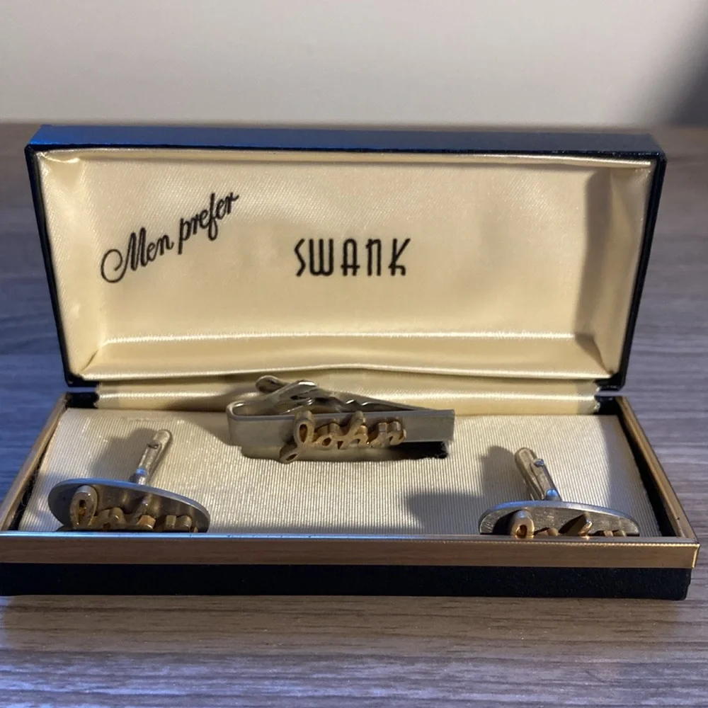 Swank Cufflinks and Tie Clip Set John gold silver